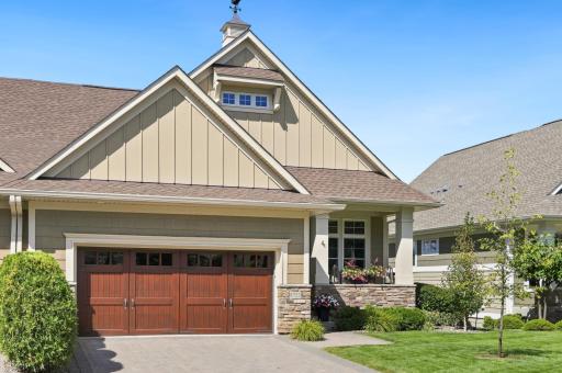 8752 Lake Riley Drive, Chanhassen, MN 55317