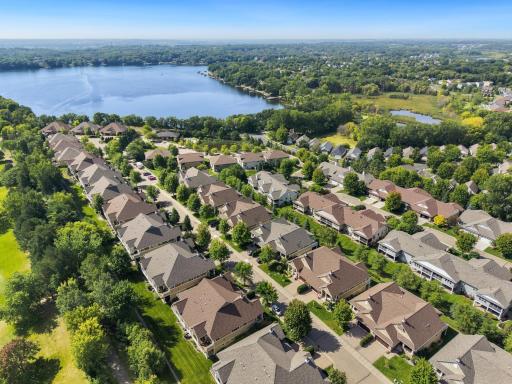 8752 Lake Riley Drive, Chanhassen, MN 55317