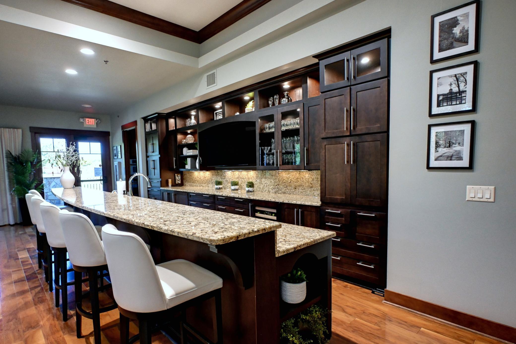 Clubhouse Bar