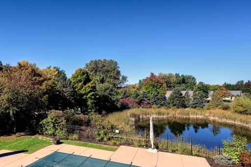 8752 Lake Riley Drive, Chanhassen, MN 55317