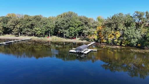 8752 Lake Riley Drive, Chanhassen, MN 55317
