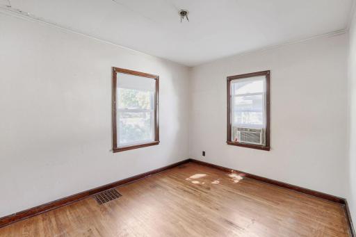 1084 Gorman Ave - Web Quality - 020 - 20 Bedroom.jpg