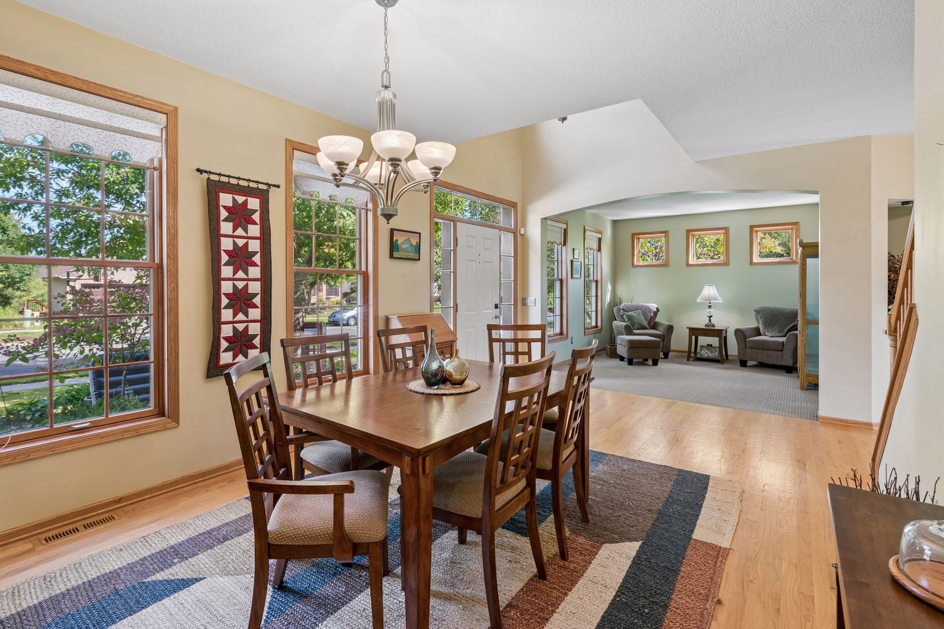 Dining room open to the front sitting room
