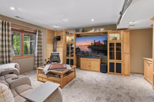 16917 73rd Place N, Maple Grove, MN 55311