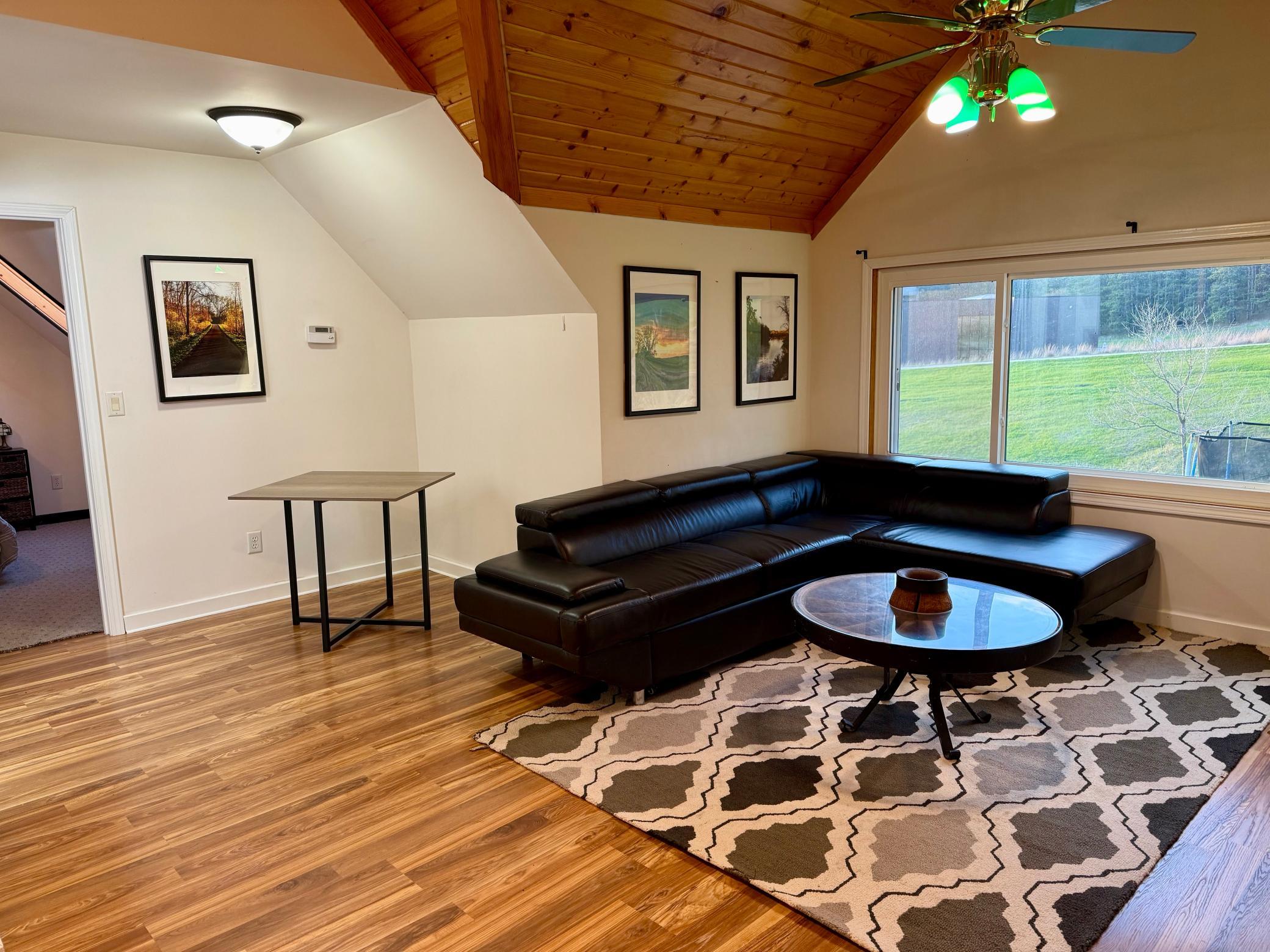 Dinette Area.jpg