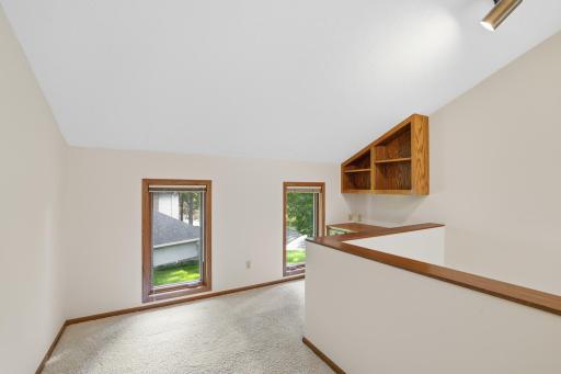 9409 Yukon Avenue S, Bloomington, MN 55438