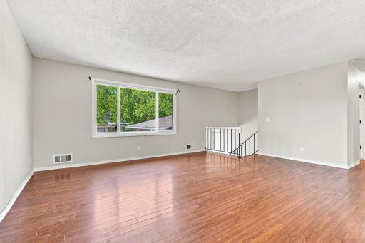 360 Brooks Avenue W, Saint Paul, MN 55113