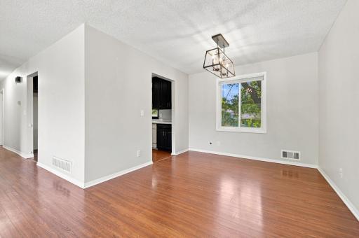 360 Brooks Avenue W, Saint Paul, MN 55113