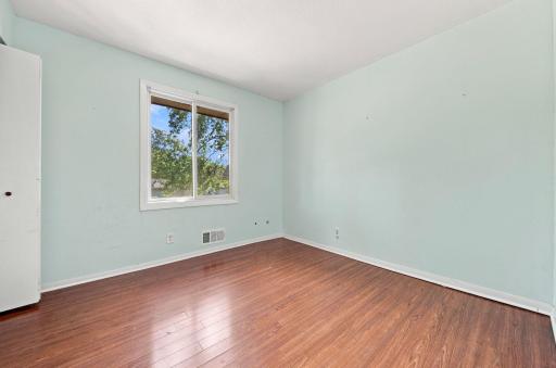 360 Brooks Avenue W, Saint Paul, MN 55113