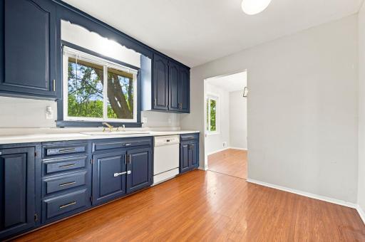 360 Brooks Avenue W, Saint Paul, MN 55113