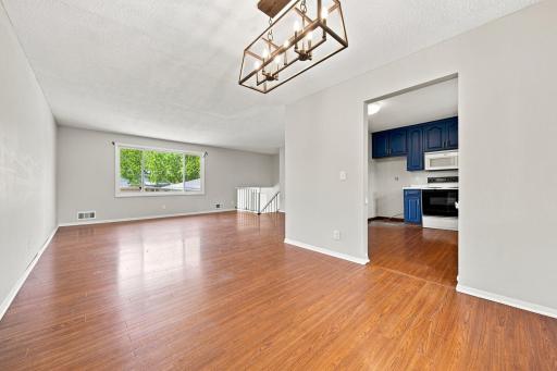 360 Brooks Avenue W, Saint Paul, MN 55113