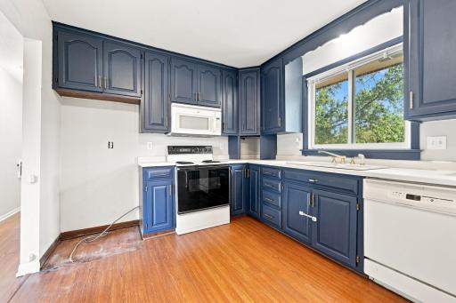 360 Brooks Avenue W, Saint Paul, MN 55113