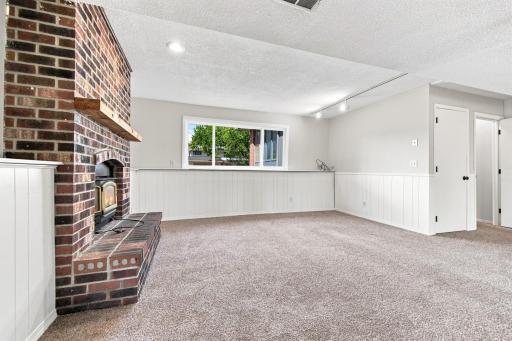 360 Brooks Avenue W, Saint Paul, MN 55113