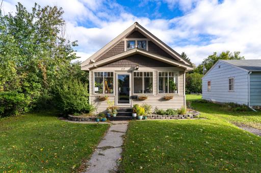 Photo for 217 3rd Avenue N, Crookston, MN 56716 - listing #7142944 217 3rd Avenue N, Crookston, MN 56716