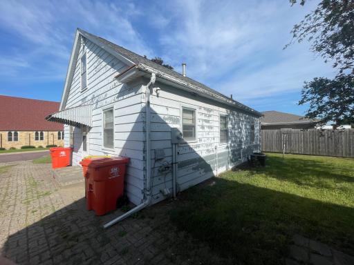 307 S Grant Street, Fairmont, MN 56031