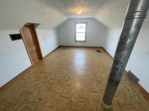 307 S Grant Street, Fairmont, MN 56031