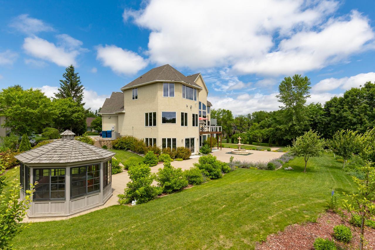 Extraordinary gem in the sought-after Settler’s Ridge neighborhood with breathtaking views of the Minnesota River Valley!