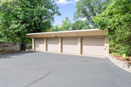 2719 W 28th Street, Minneapolis, MN 55416