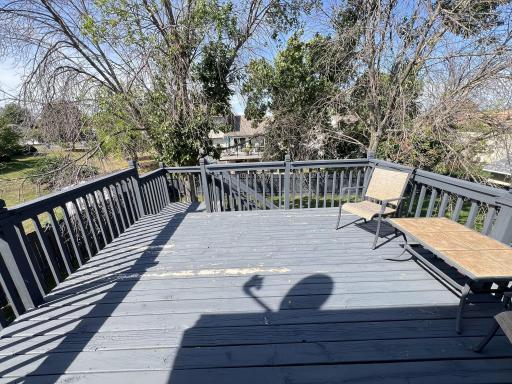 Upper level deck