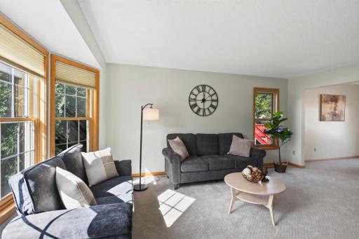 1781 Brighton Trail, Woodbury, MN 55125
