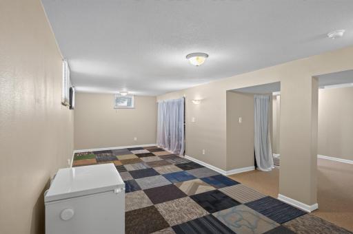 3715 Douglas Drive N, Minneapolis, MN 55422