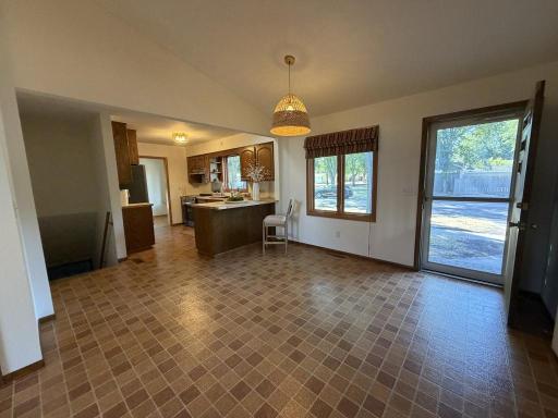 12-Kitchen Dining 1.jpg