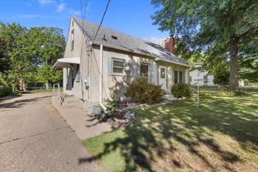 2811 Centerville Road, Saint Paul, MN 55117