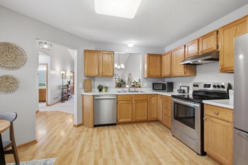 20-web-or-mls-6850_Jenny_Ln_Woodbury_MN_4143.jpg