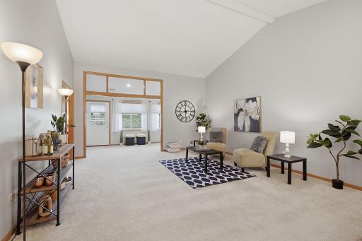 33-web-or-mls-6850_Jenny_Ln_Woodbury_MN_4208.jpg