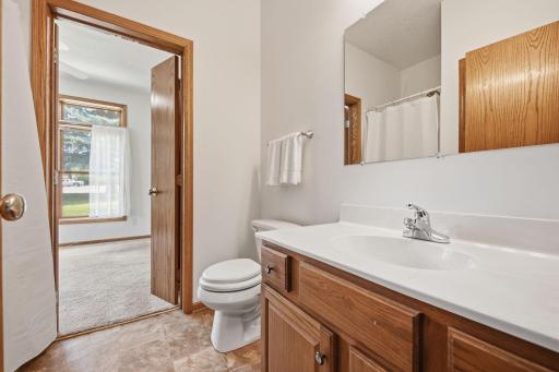797 Parkside Lane, Minneapolis, MN 55421