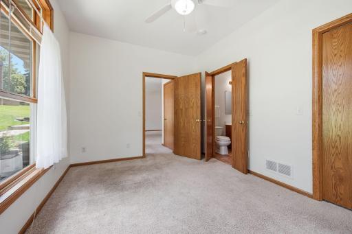 797 Parkside Lane, Minneapolis, MN 55421