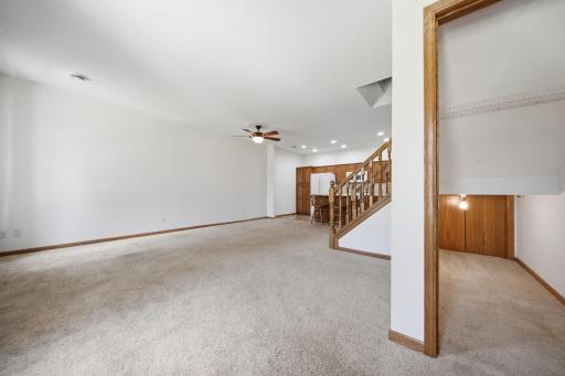 797 Parkside Lane, Minneapolis, MN 55421