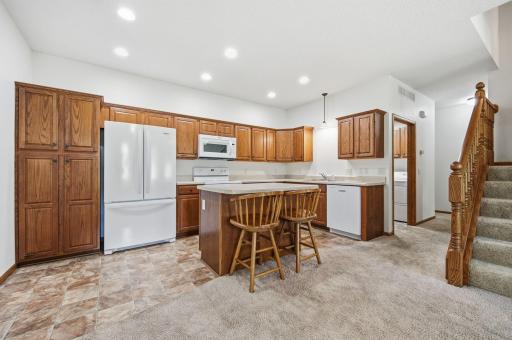 797 Parkside Lane, Minneapolis, MN 55421