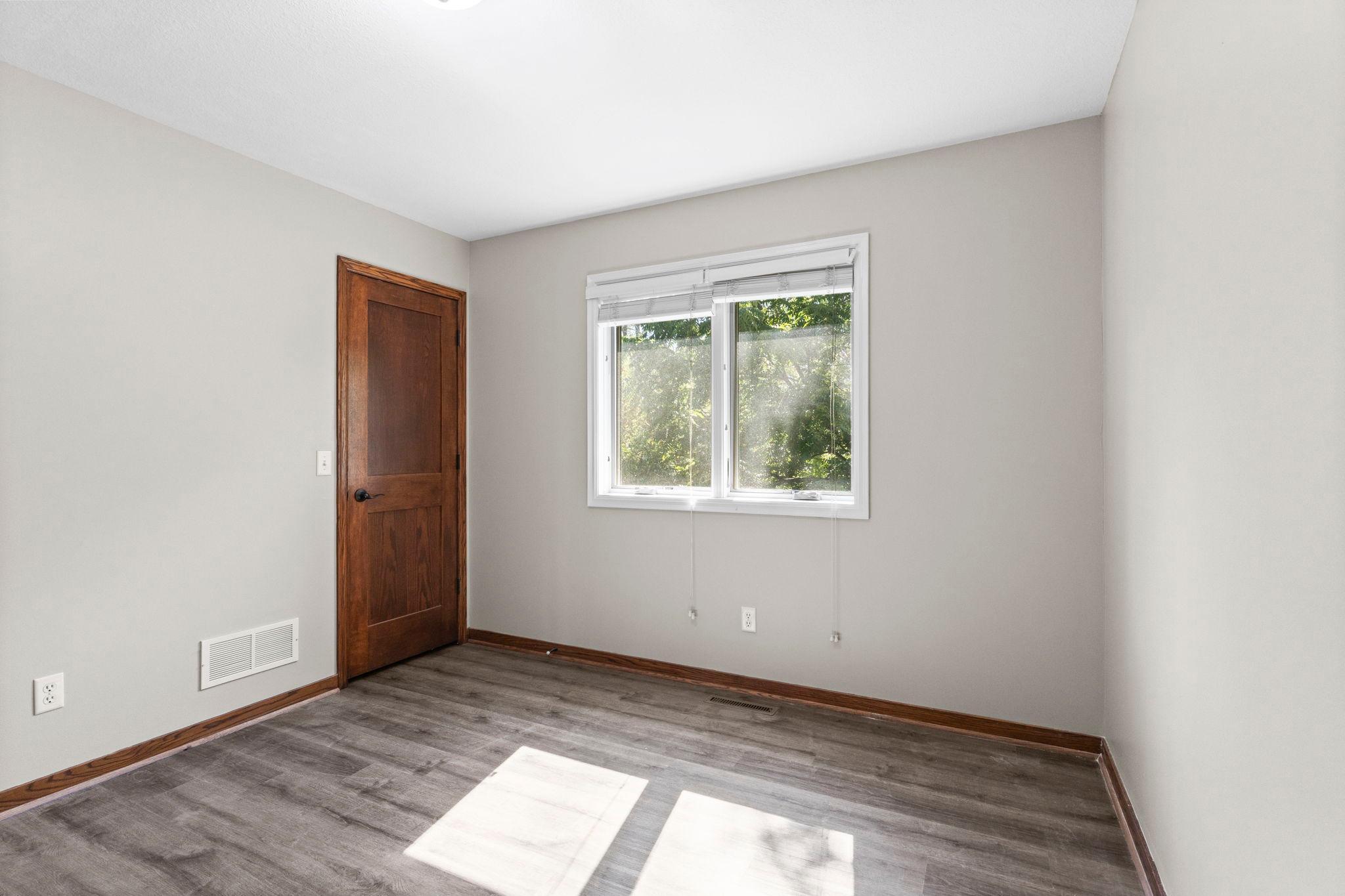 56-web-or-mls-7355 Old Mill Rd-340.jpg