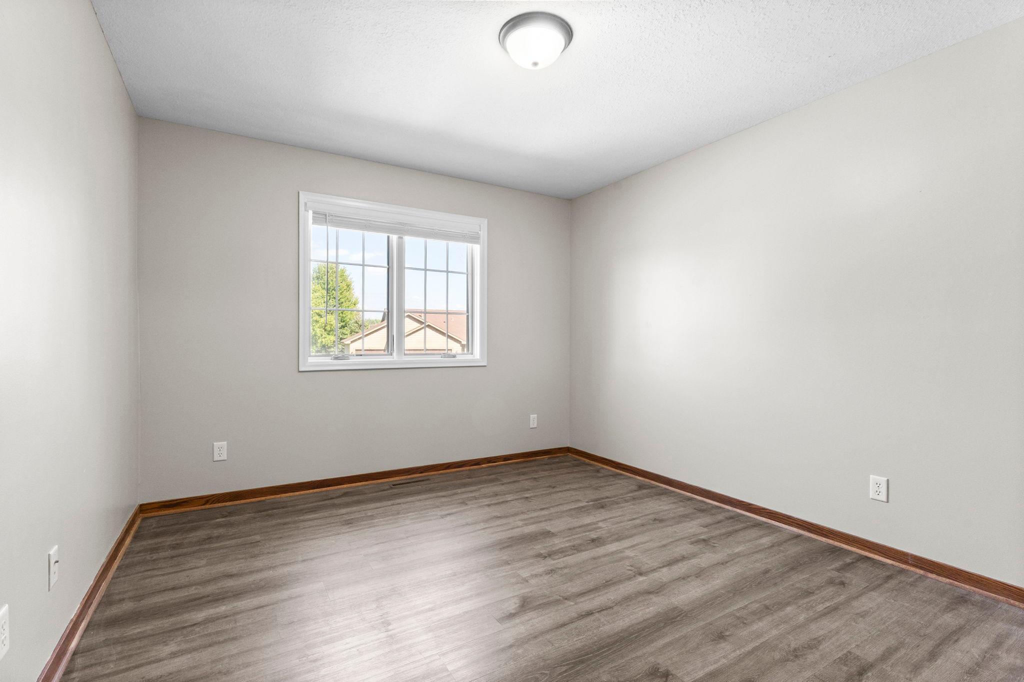 47-web-or-mls-7355 Old Mill Rd-295.jpg