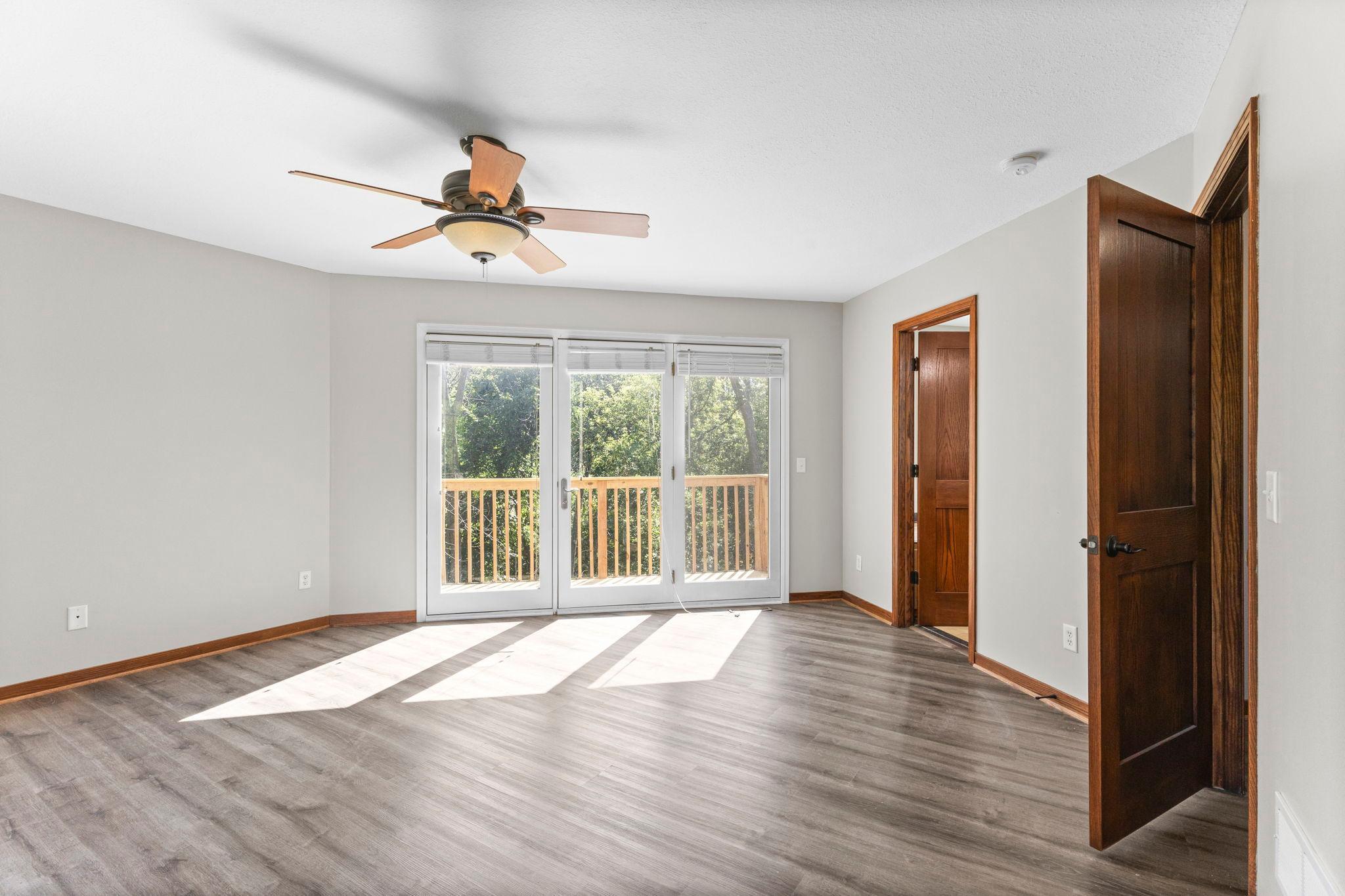 32-web-or-mls-7355 Old Mill Rd-220.jpg