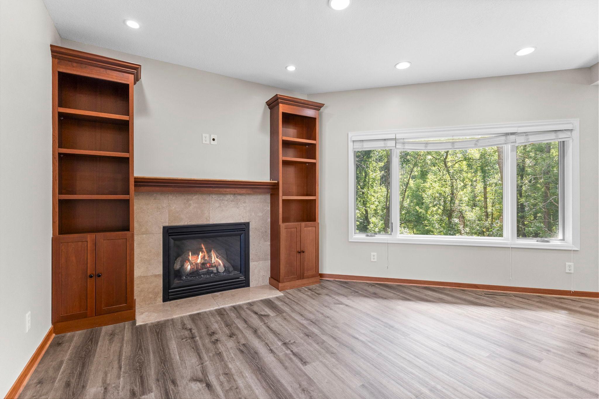 13-web-or-mls-7355 Old Mill Rd-54.jpg