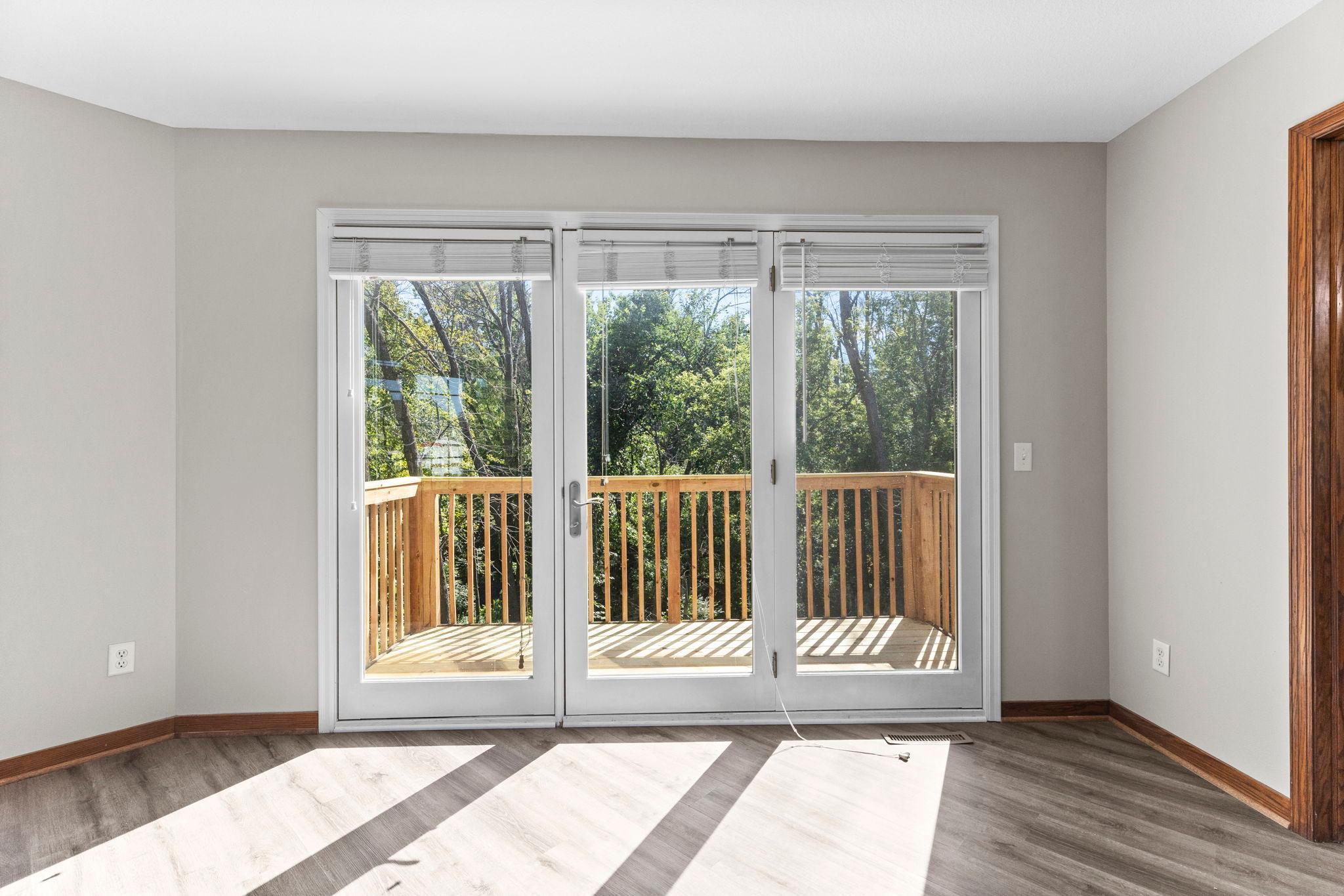 35-web-or-mls-7355 Old Mill Rd-235.jpg
