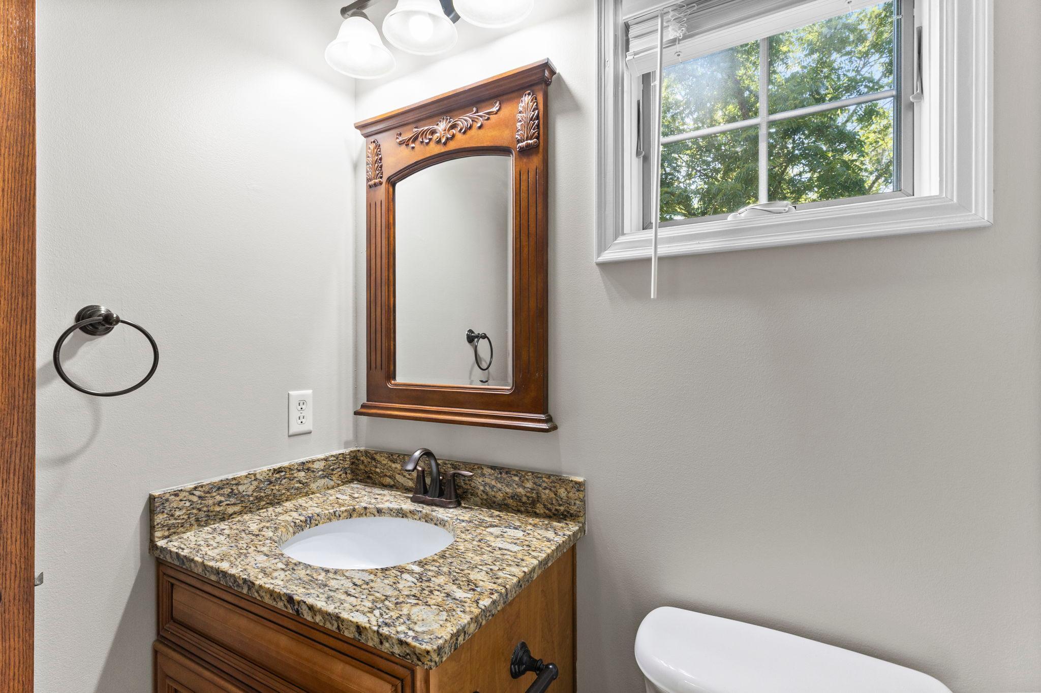 26-web-or-mls-7355 Old Mill Rd-110.jpg