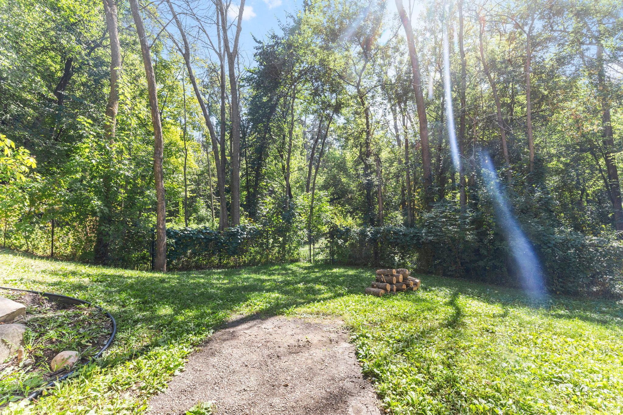 70-web-or-mls-7355 Old Mill Rd-154.jpg