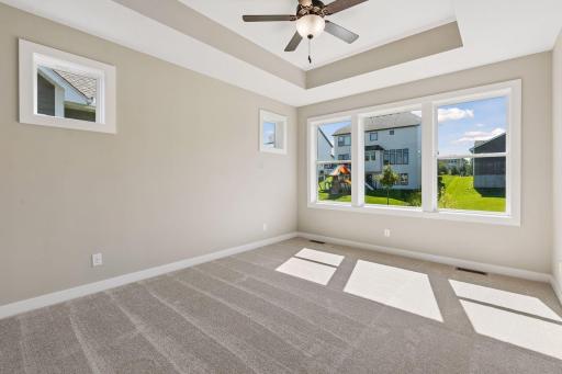 15453 111th Avenue N, Osseo, MN 55369
