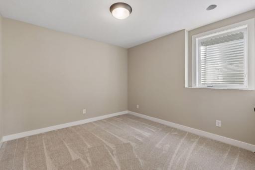 15453 111th Avenue N, Osseo, MN 55369