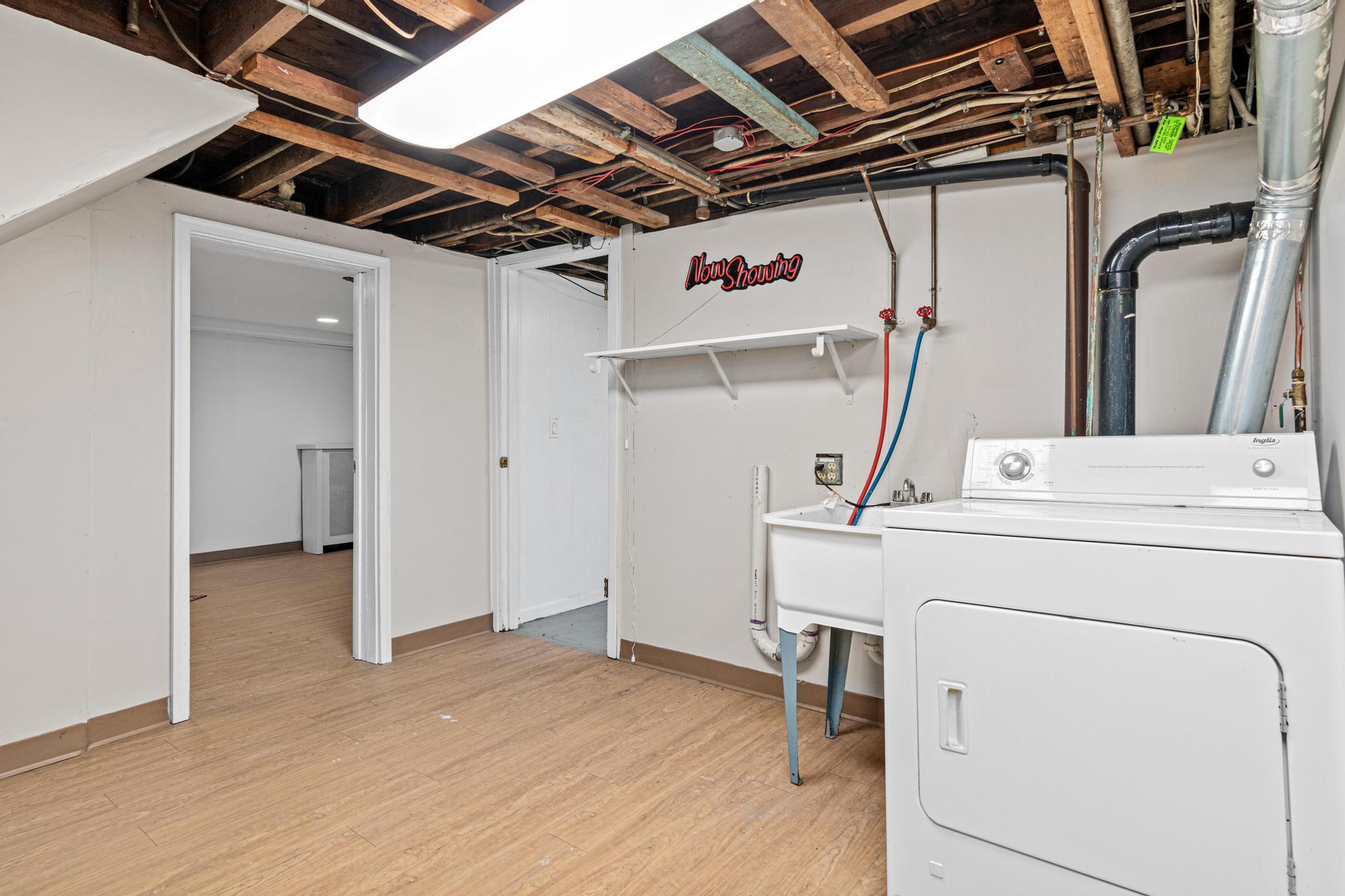 Laundry/storage