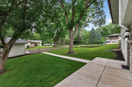 3249 Scott Avenue N, Minneapolis, MN 55422