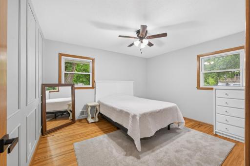 3249 Scott Avenue N, Minneapolis, MN 55422