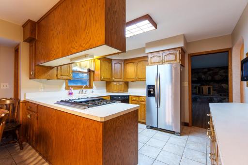 327 Pine Ave, Vermillion-25.jpg