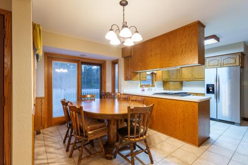 327 Pine Ave, Vermillion-23.jpg