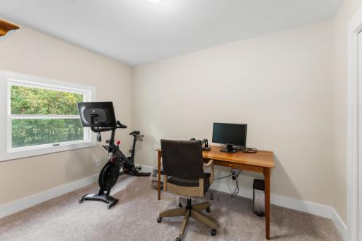 157 Ideal Avenue N, Mahtomedi, MN 55115