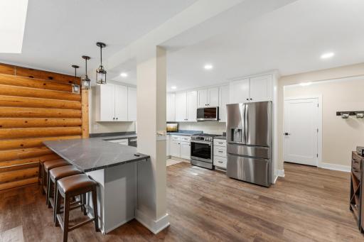 157 Ideal Avenue N, Mahtomedi, MN 55115