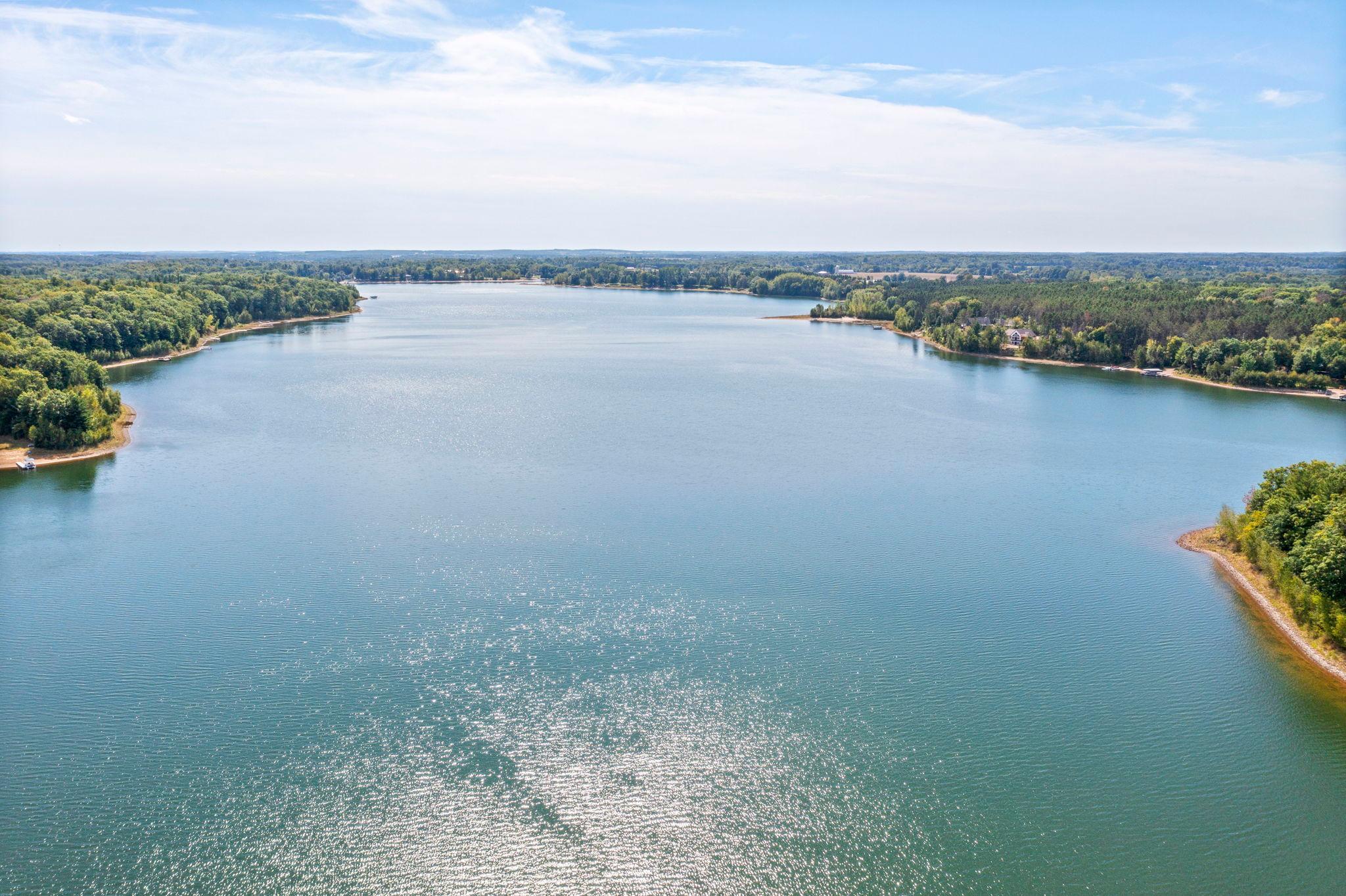 Silver Lake - 331 Acre / 91' Depth